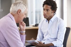 How to Conduct a Qualitative Research Interview [7 Steps]
