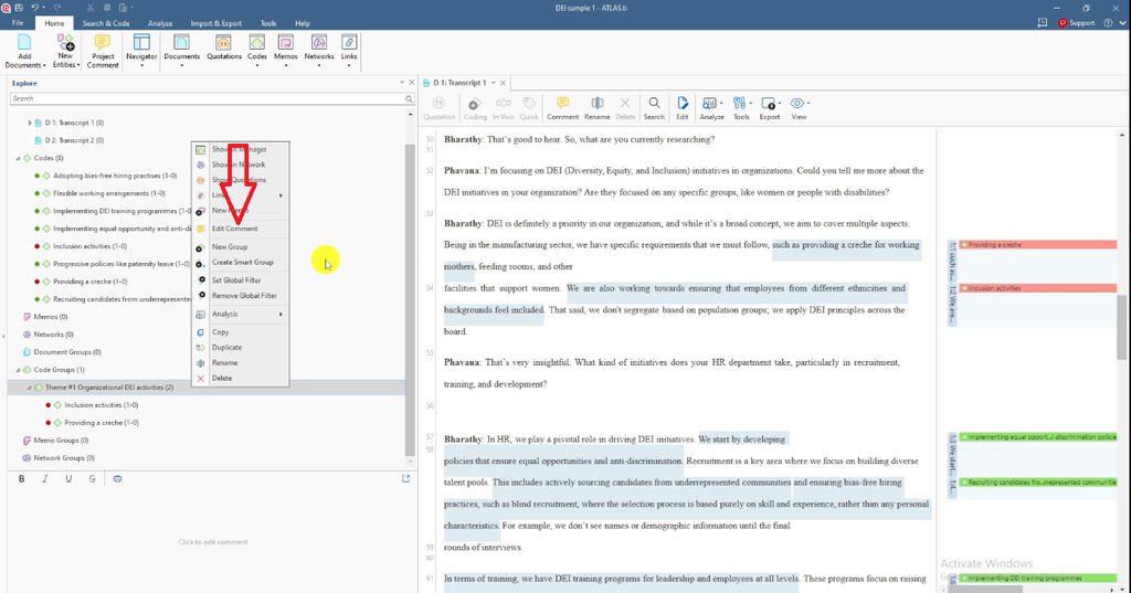 Floating “Comment at...” text editor with a formatting toolbar above an empty text area, ready for the memo text; a red arrow points to the blank editor.